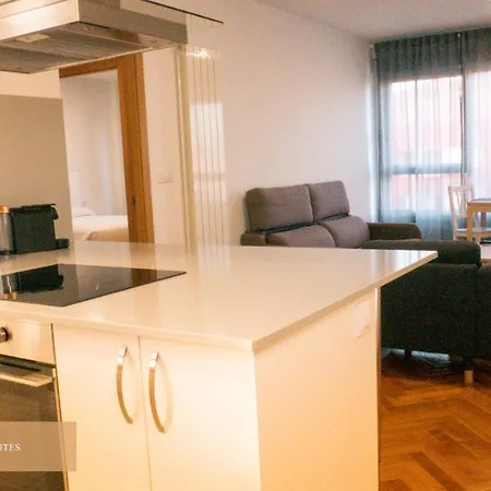 Cies Premium Suitel Garcia Barbon 73 - Your アパートホテル 4*